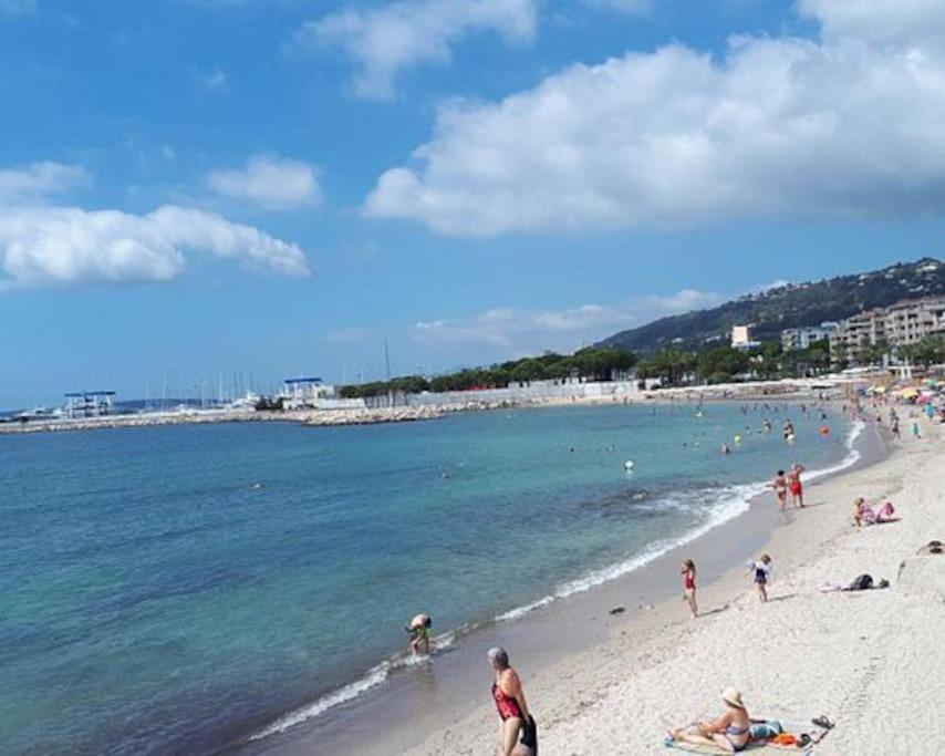 Port Azur Apartment